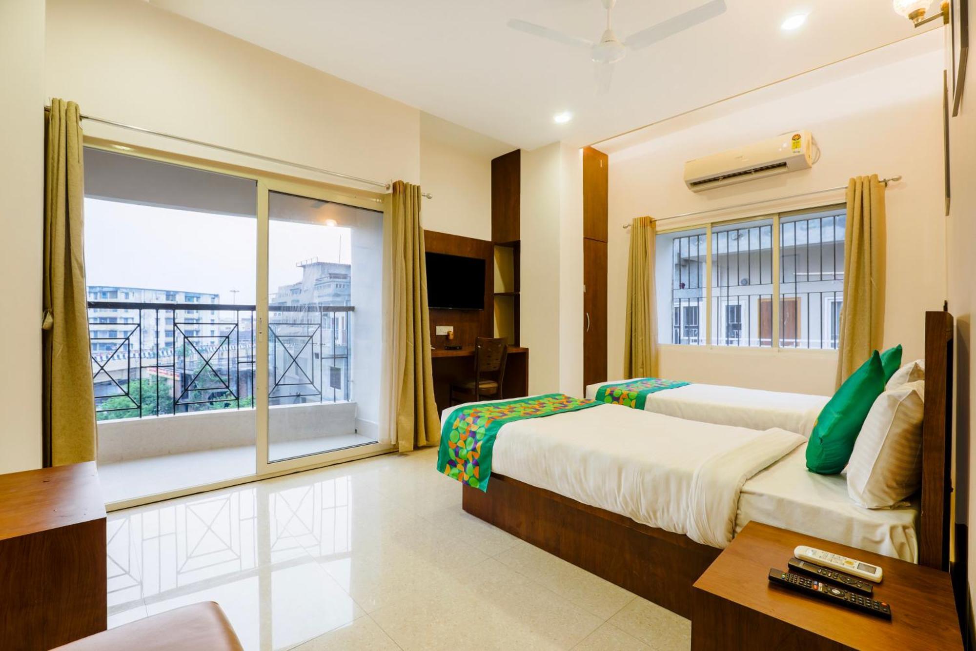 Treebo Urban Oasis Inn 古瓦哈提 外观 照片